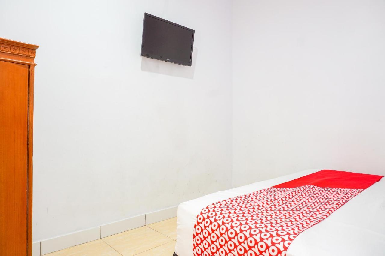 Oyo 569 Cigadung Guest House Syariah Bandung Eksteriør billede
